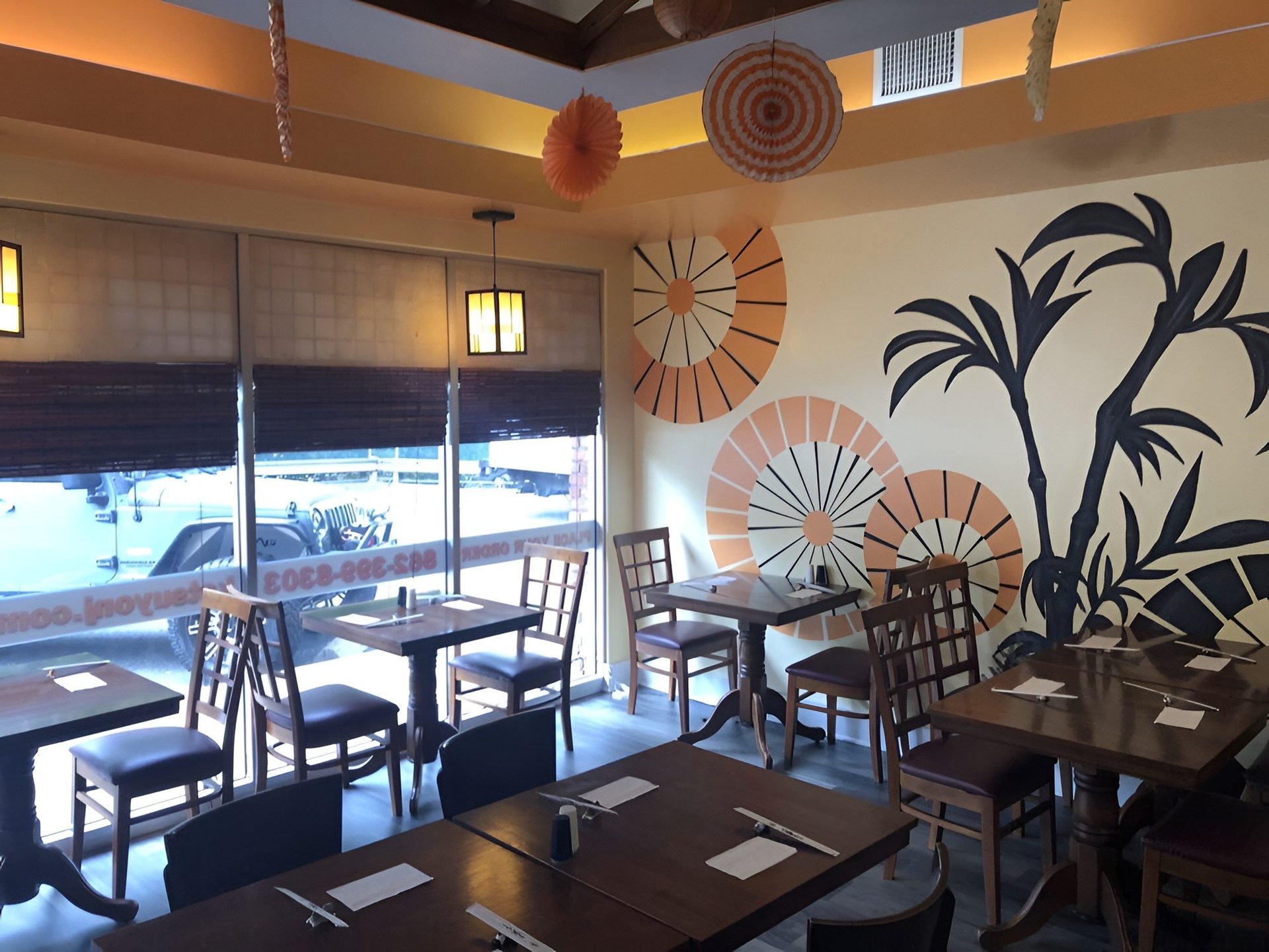 Relaxed Dining Experience