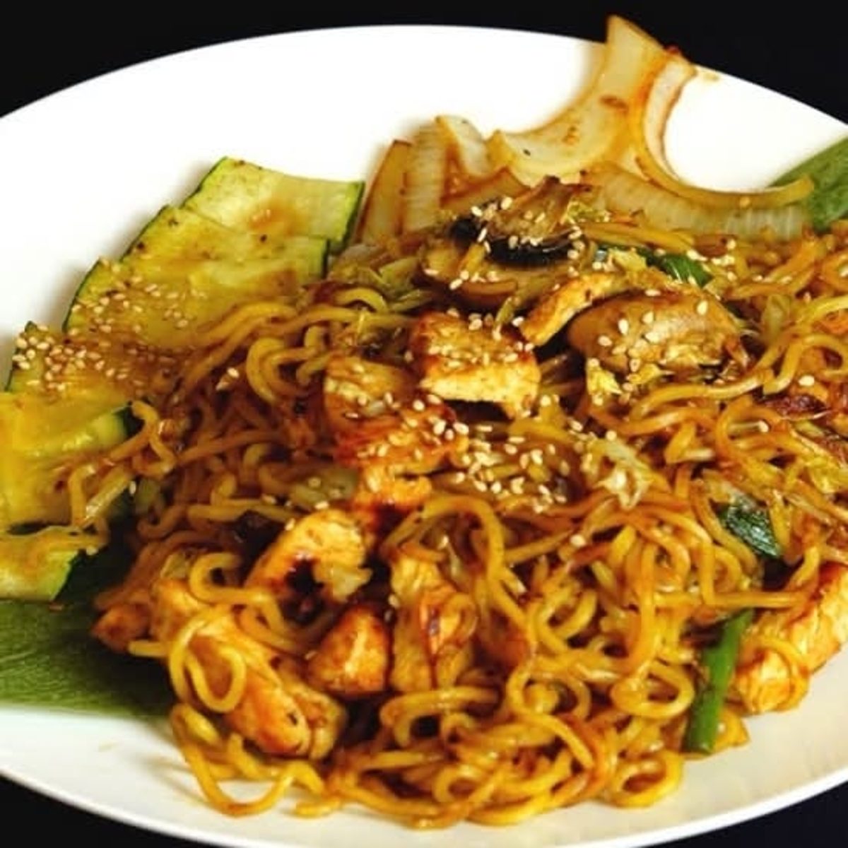 L - Yakisoba